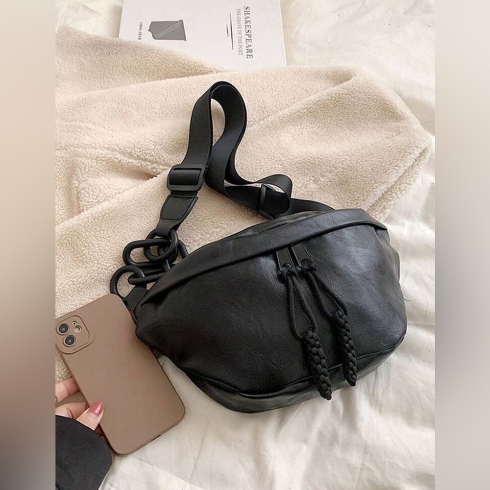 New Crossbody Bag, Fanny Pack - Picture 7 of 9